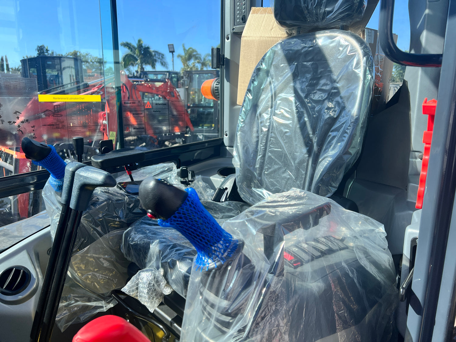 Enclosed Cab & Pilot Control