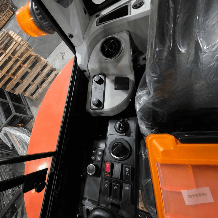 UPGRADED 4 Ton Excavator W/ Kubota Diesel, AC Cab, and Hydraulic Thumb | CFG-45UF