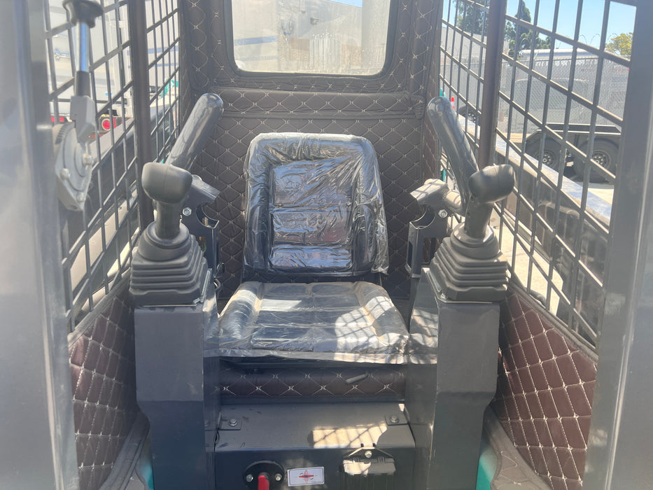 1.4 Ton, Open Cabin Skid Steer W/ Kubota Diesel Engine | TK35